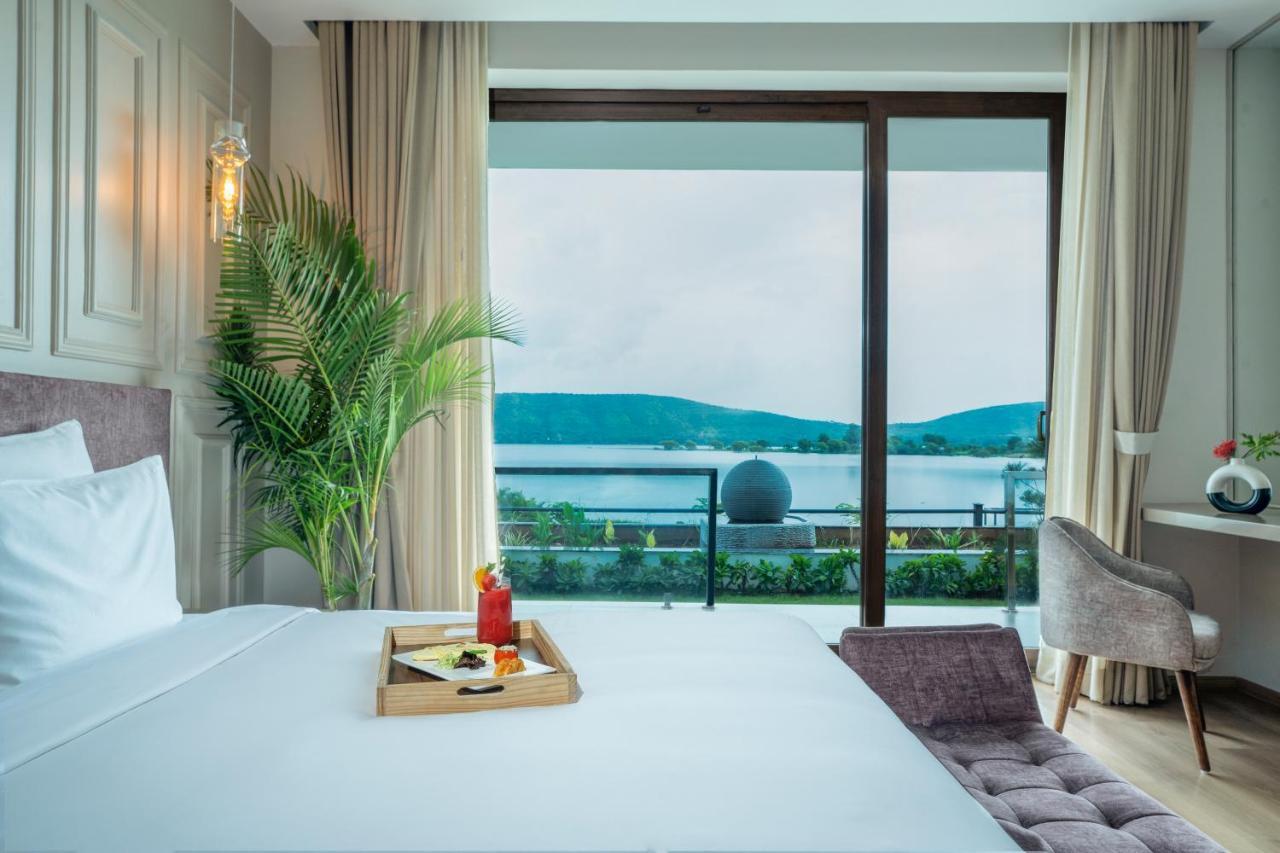 'zana' Lakeview - Scenic Lakeside 5*